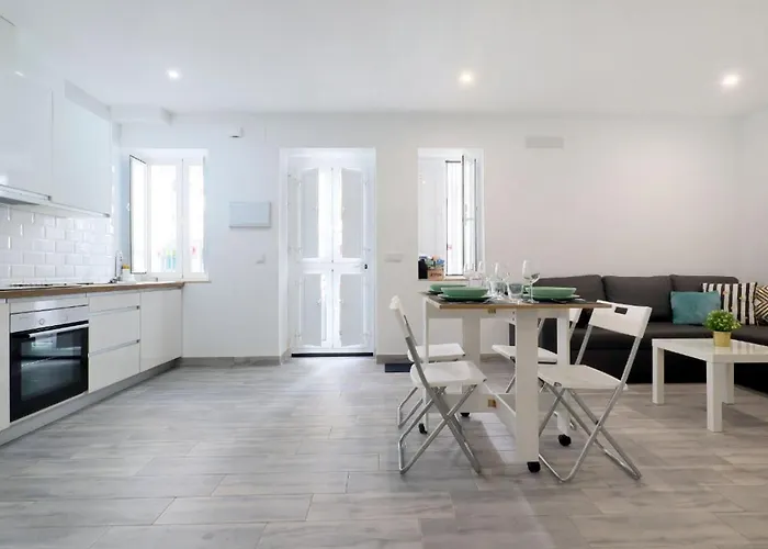 Acogedor Loft En Bajo Centrico Con Parking Wifi