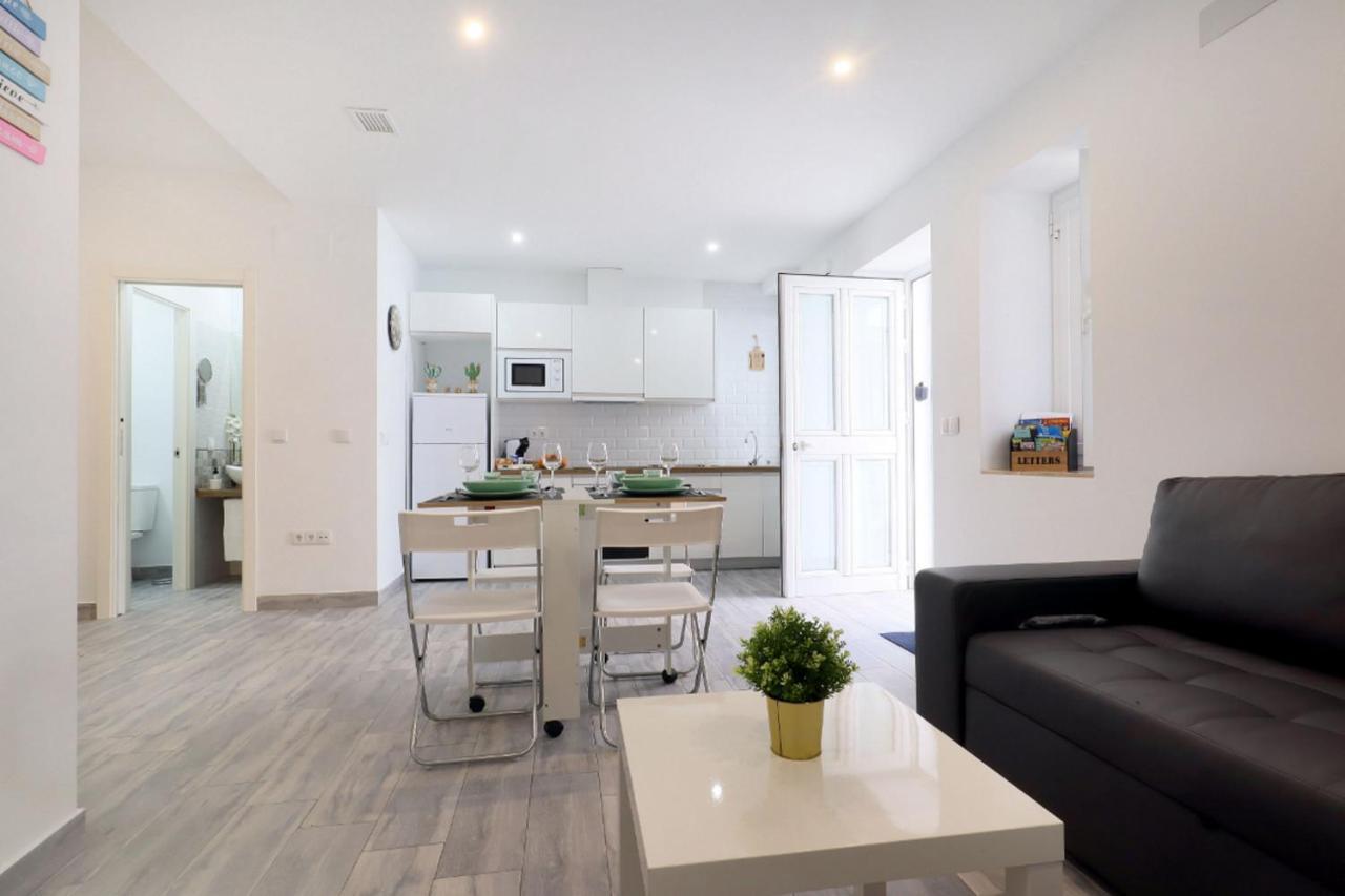 Acogedor Loft En Bajo Centrico Con Parking Wifi Apartment