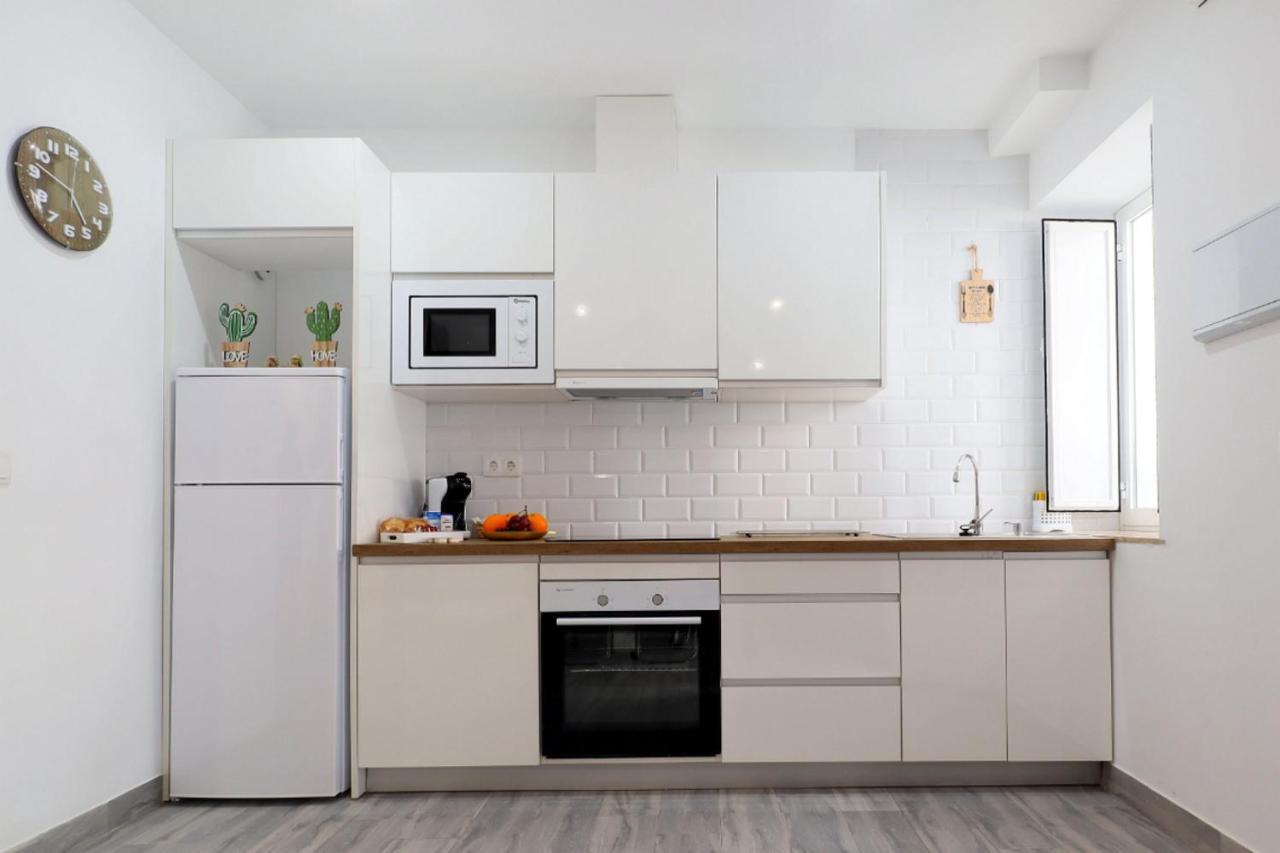Acogedor Loft En Bajo Centrico Con Parking Wifi * Cordoba